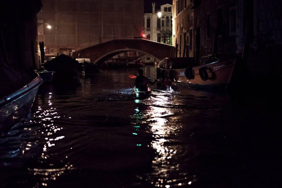 2hr Night Kayak Tour in Venice: premium tour with sunset - Price and value: is $126.88 per person worth it?