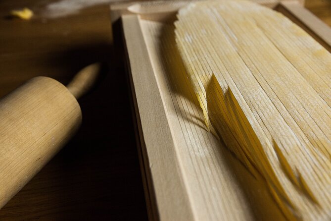 3 Hour Cooking Class: Homemade Pasta and Tiramisu in Venice - Where to Meet in Venice (And What “Home Kitchen” Really Means)