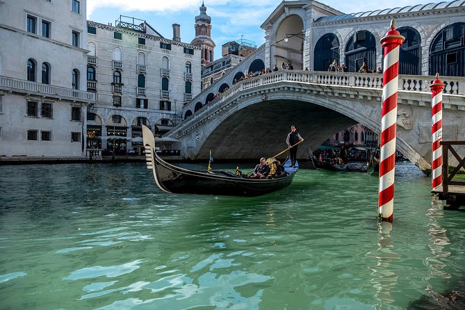 3 Hours Private Original Venice Photo Walk - Gondolas and workshops: possible extras that can add character to your photos