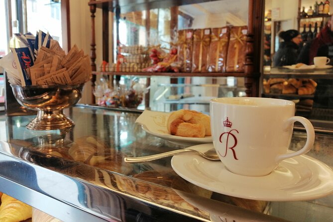 A Sweet Stroll Through Venice: Pastries, Chocolate, and Gelato - Why This Sweet Walk Fits Venice Perfectly
