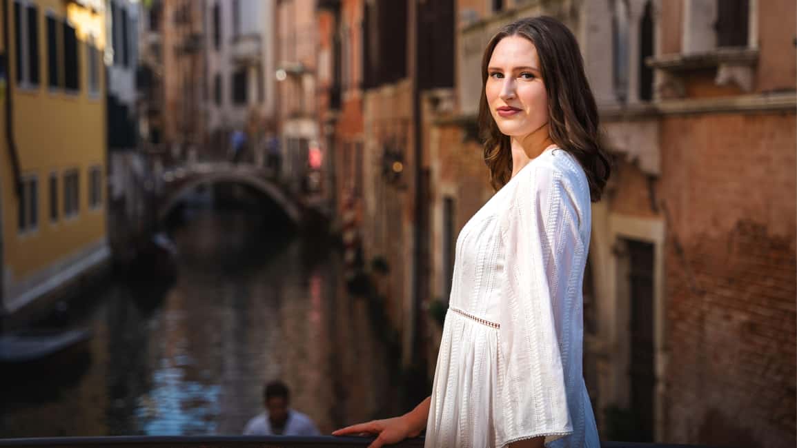 A Unique Photoshoot in Venice - Meet Maga, with Miri and Javidan for that Venice look