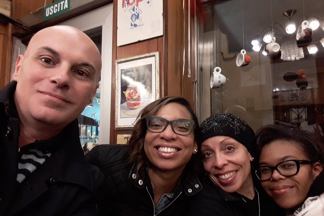 Bacaro Tour : Walk, eat and drink in Venice - Roberto’s Guide Style: Engaged, Fun, and Easy to Follow