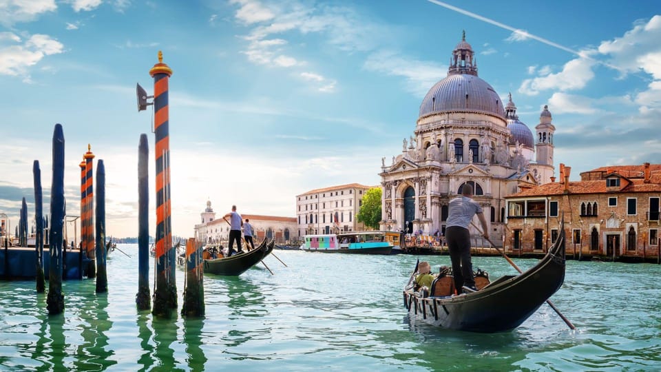 Best of Venice: Private Walking Tour with a Local - The Alleyways, Squares, and Old Palaces You’d Walk Past