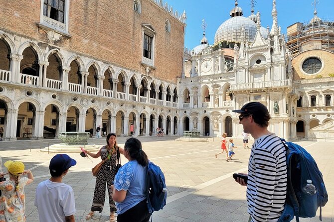 Best Of Venice: Saint Mark's Basilica, Doges Palace with Guide and Gondola Ride - Gondola ride on the canals: what 30 minutes feels like