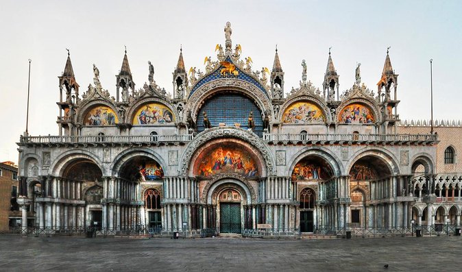 Best Venice Personalized Private Walking Tour with Official Guide - What you’re really buying: a private official guide (not a basic group walk)