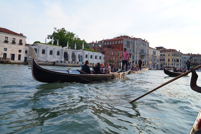 Charming Gondola Ride on the Grand Canal & Gondola Gallery™ - Timing Tips: When 45 Minutes Feels Perfect vs Too Short
