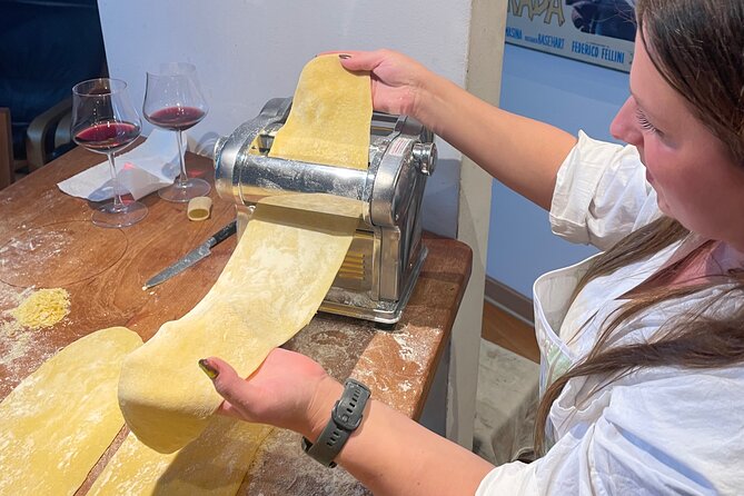 Cooking Class with Chef Francesco and Live Music in Venice - Inside the Private Workshop: How the Small-Group Pace Feels