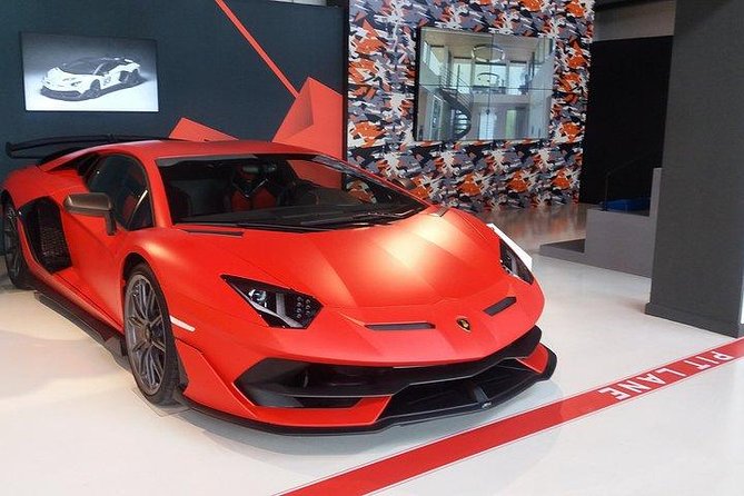Create your Lamborghini and Ferrari day from Venice - Pagani museum and the craft contrast