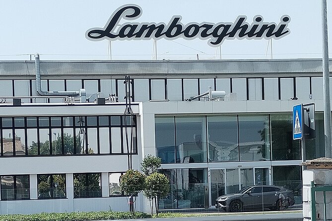 Create your Lamborghini and Ferrari day from Venice - Optional Huracán test drive: how to make it happen