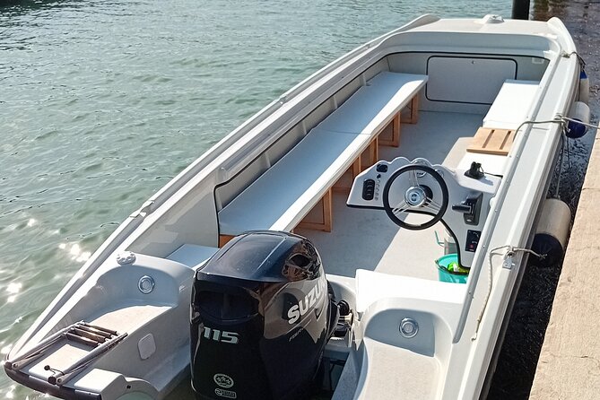 Discover Murano, Burano and Torcello by boat (Private Tour) - On the water: classic sailboat transfers and comfort tips