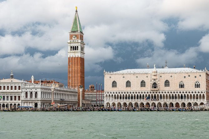 Discover Venice’s most Photogenic Spots with a Local - Canal Grande: carnival talk and local culture beyond the obvious
