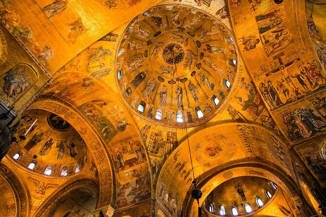 Doge's Palace and St Mark's Basilica Fast-Track Tour in Venice - Terrace upgrade: worth it if you want the view more than more rooms