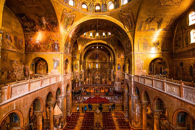 Doge's Palace and St Mark's Basilica Fast-Track Tour in Venice - St. Mark’s Basilica fast-track entry plus the dress-code reality