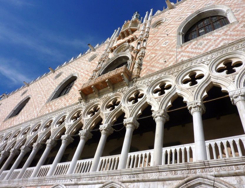 Doge's Palace Skip-the-Line Guided Tour - Art stops: Titian, Veronese, and Tintoretto in a political palace