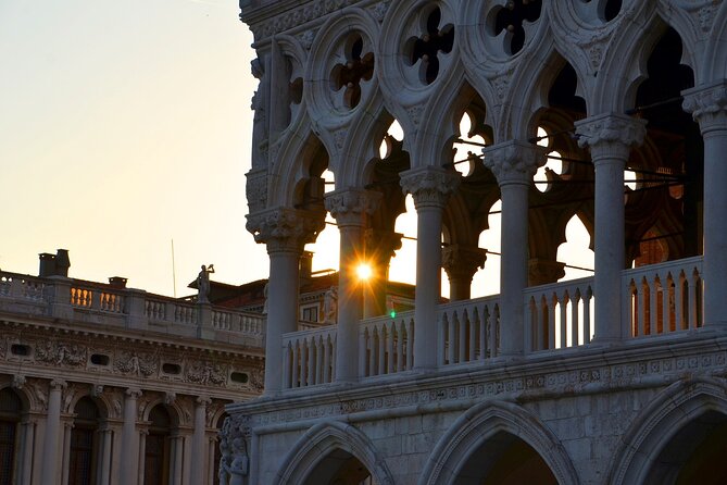 Doge's Palace Skip the Line Guided Tour in Venice - Skip-the-line catch: security checks still matter