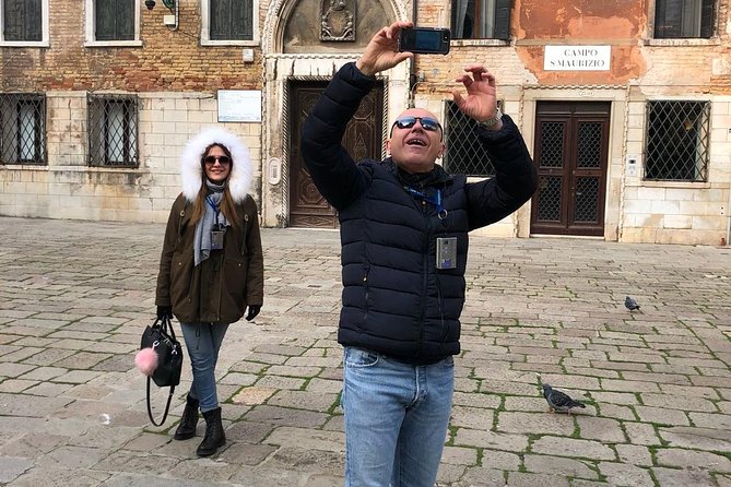 Exclusive Venice & Murano (4hrs ) private and Customizable tour - Glass factory and the museum/gallery reality check