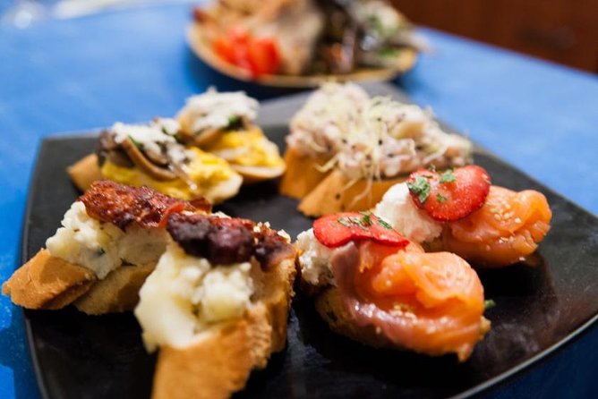 Experience A Traditional Sailor’s Supper In The Venetian Lagoon - Key things that make this dinner worth your night