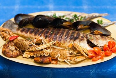 Experience A Traditional Sailor’s Supper In The Venetian Lagoon - The welcome spritz and Venetian chichetti-style bites