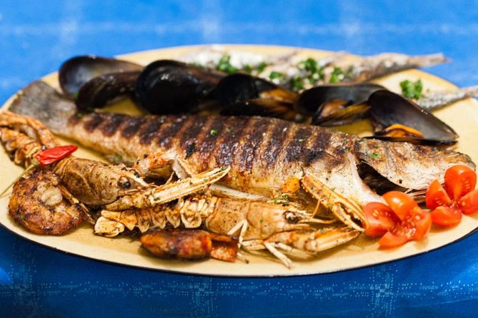 Experience A Traditional Sailor’s Supper In The Venetian Lagoon - The welcome spritz and Venetian chichetti-style bites