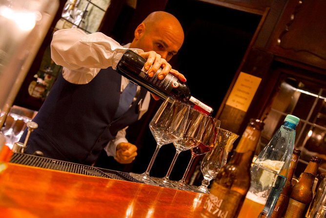 Four-Course Food & Wine Pairing Elegant Dinner in Venice - The 7:00 pm Rhythm: Timing, Pace, and Why It Can Feel Different