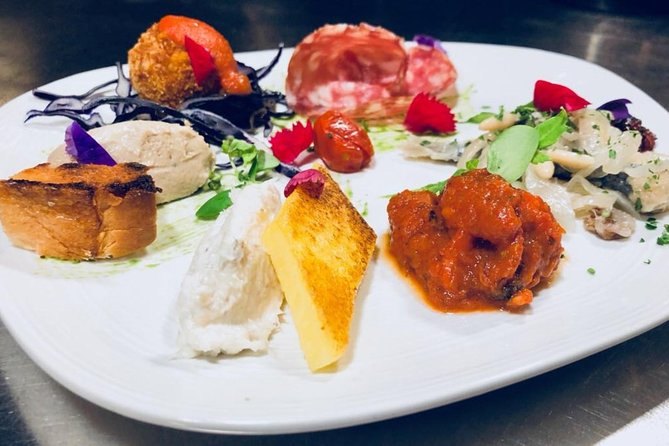 Four-Course Food & Wine Pairing Elegant Dinner in Venice - Your Four Courses of Veneto: What You’ll Be Choosing