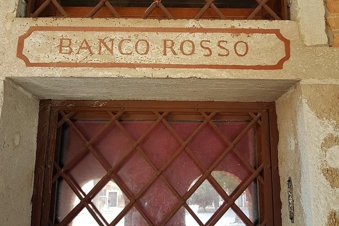 Friendinvenice Cannaregio &Jewish Heritage- private tour - Stop 1: Cannaregio’s traditions, bacari life, and lagoon culture