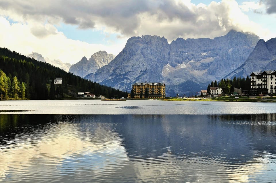 From Venice and Treviso: Dolomites Day Tour - Dürrensee and Landro Lake: How You Catch the Tre Cime di Lavaredo View