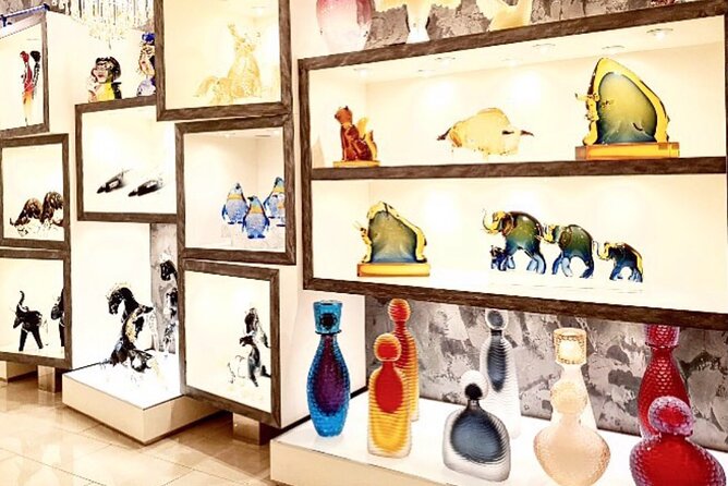 Glass Blowing Live Demo, Showroom visit and Artistic Glass gift! - Should You Book Gino Mazzuccato’s Demo?