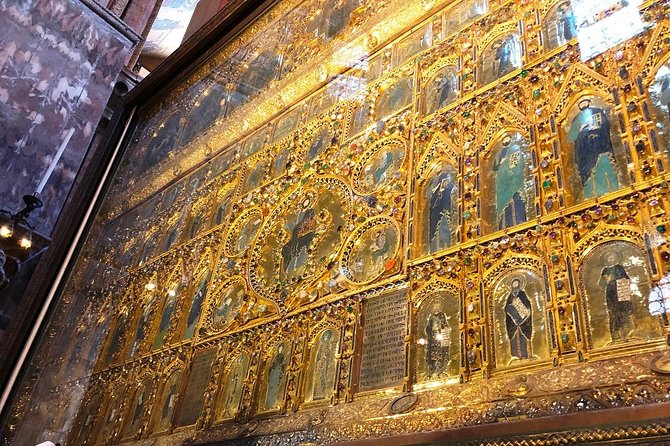 Gondola Ride and St Mark's Basilica Tour - Teatro La Fenice cameo: seeing Venice’s theater energy