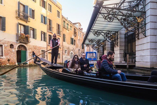 Grand Canal Gondola Experience with Live Commentary™ - Stop-by-stop on the Grand Canal: Ca’ Giustinian to Teatro La Fenice