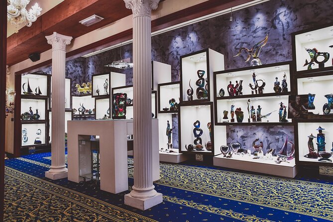 Grand Canal, Murano Glass Factory + glass blowing experience! - Murano glass collection and the showroom: admire, then protect your budget