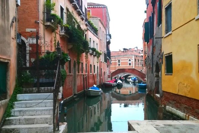 Guided Tour of the Jewish Ghetto in Venice with Cannaregio & Synagogues Visit - Starting at Campo San Geremia: meeting point and how to use the 3-hour window