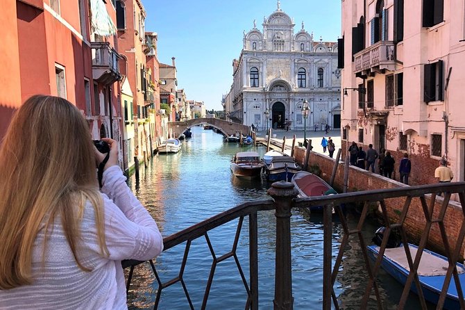 Guided Walking Tour of Venice, St Mark's Basilica & Doge's Palace - Doge’s Palace: Gothic Power, Guided Viewing, and the Bridge of Sighs
