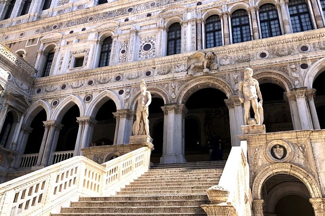 Guided Walking Tour of Venice, St Mark's Basilica & Doge's Palace - Group Size, Pace, and Comfort: The Part You Can Control