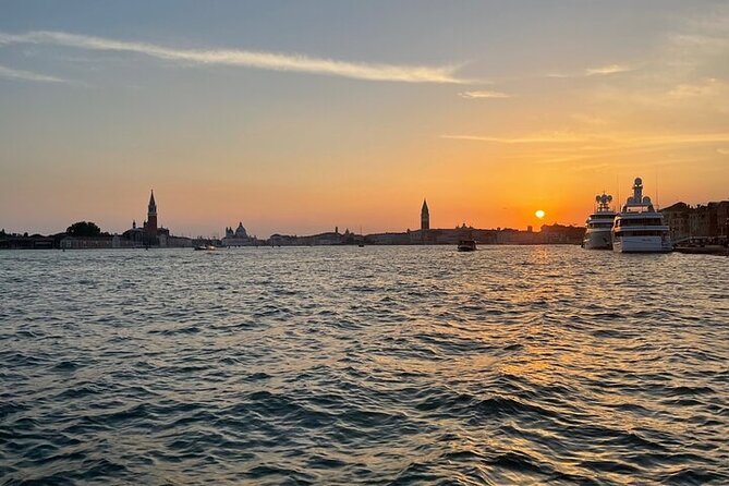 Half Day Boat Tour between Venice and the Islands - Why this Venice lagoon boat tour feels more human than big-group hopping