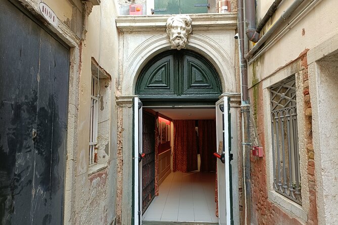History Gallery: Venice in the Past 3D Experience - Price and logistics: is $10.43 good value?