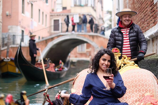 Iconic Photos and Adventure in Venice - Gondola on Your Day: How to Decide Without Regrets