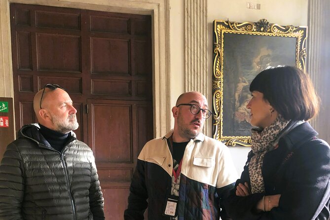 Immersive Beauty: A Tailored Private Tour of the Doge's Palace - Meeting at Caffè Florian: the calm start in the middle of the crowd