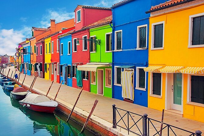 Island Hopping Tour: Mazzorbo, Burano and Murano - Stop 2: Tenuta Venissa and the Dorona Grape Story