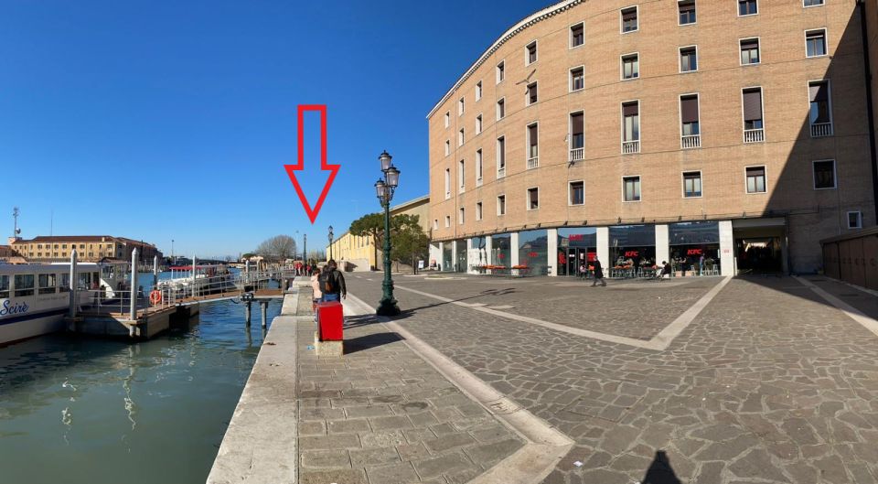 Mini Cruise from Ple Roma to St Mark's areas with guide - Your Guide Onboard: Languages and Practical Help