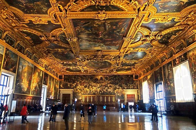Morning Venice Walking Tour plus Doge's Palace Guided Visit - Piazza San Marco stop: where your Venice story begins