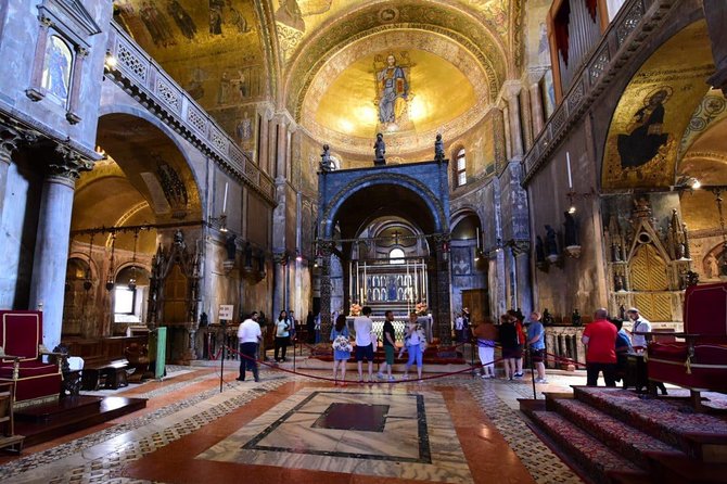 Morning Venice Walking Tour plus St Mark's Basilica Guided Visit - What the walking stops actually add (and where you’ll linger)