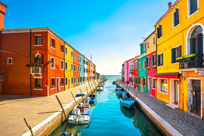 Murano & Burano Islands Guided Small-Group Tour by Private Boat - Murano stop: The glass workshop and what you should watch for