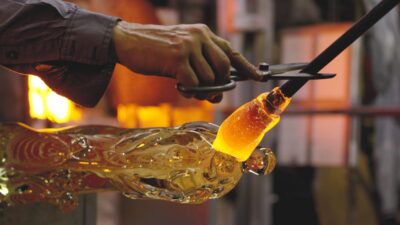 Murano: Glass Blowing Demonstration and Artistic Glass Gift - The 20-minute demonstration: what you actually watch
