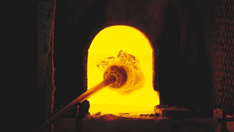 Murano: Glass Blowing Experience at Gino Mazzuccato Factory - Who this experience is best for (and who might want a different option)