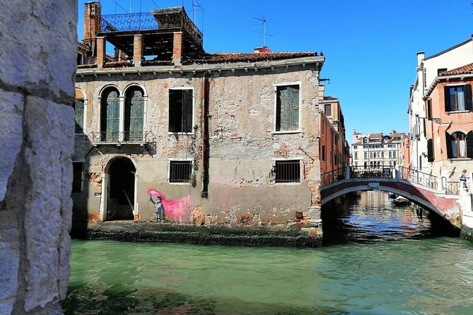 Off the Beaten Path Walk in Venice - Why this quieter Venice walk feels different