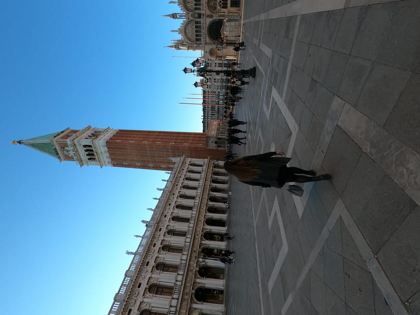 Photo with a professional photographer in Venice - A Cozy Venice Photo Walk, Not a Stuffed Group Tour