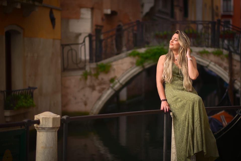Photoshoot in Venice: Your Story, Our Lens - Book Now! - Campo San Polo and the Old Streets: Venice Without the Script