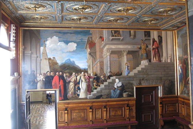 Private 2-hour Walking Tour of Accademia Gallery in Venice with private guide - A Realistic Watch-Out: Art-Historian Expectations