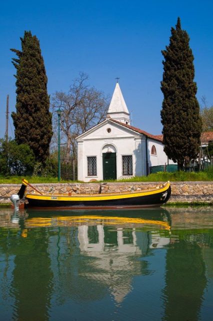 Private 4 hours North Lagoon: Traditional Venetian Boat Tour - Why the North Lagoon feels different from central Venice